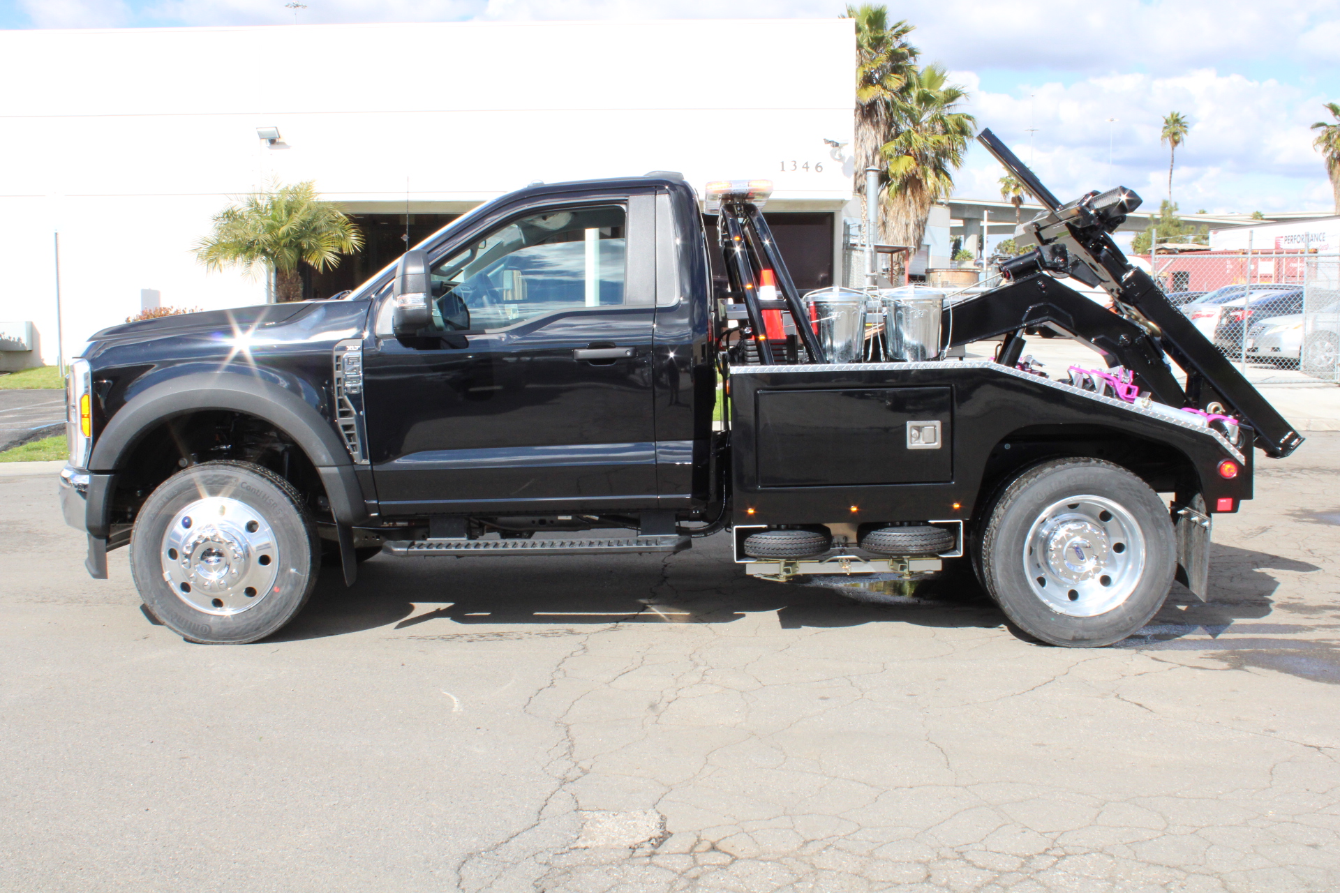 Happy Hookin' Towing and Recovery Services photo