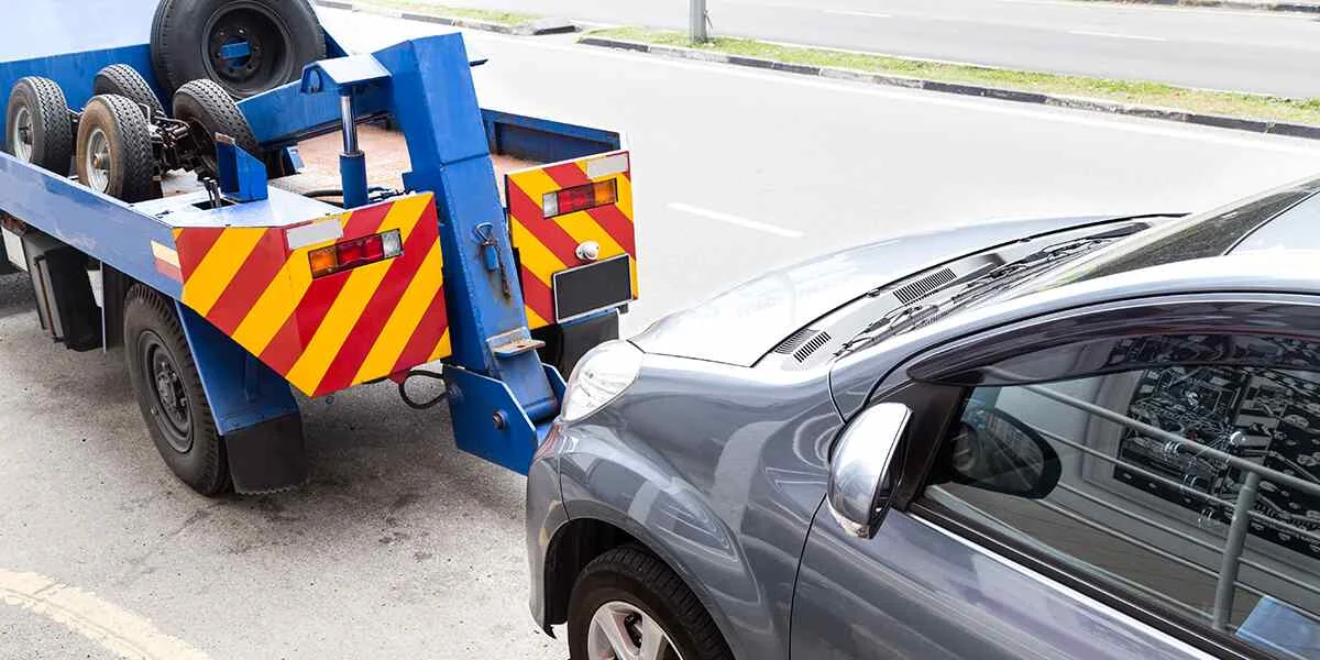 Tucker's Towing
